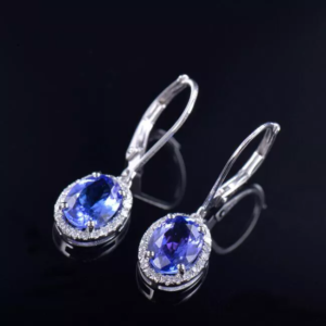 Cercei din aur alb 14k cu tanzanite si anturaj de diamante